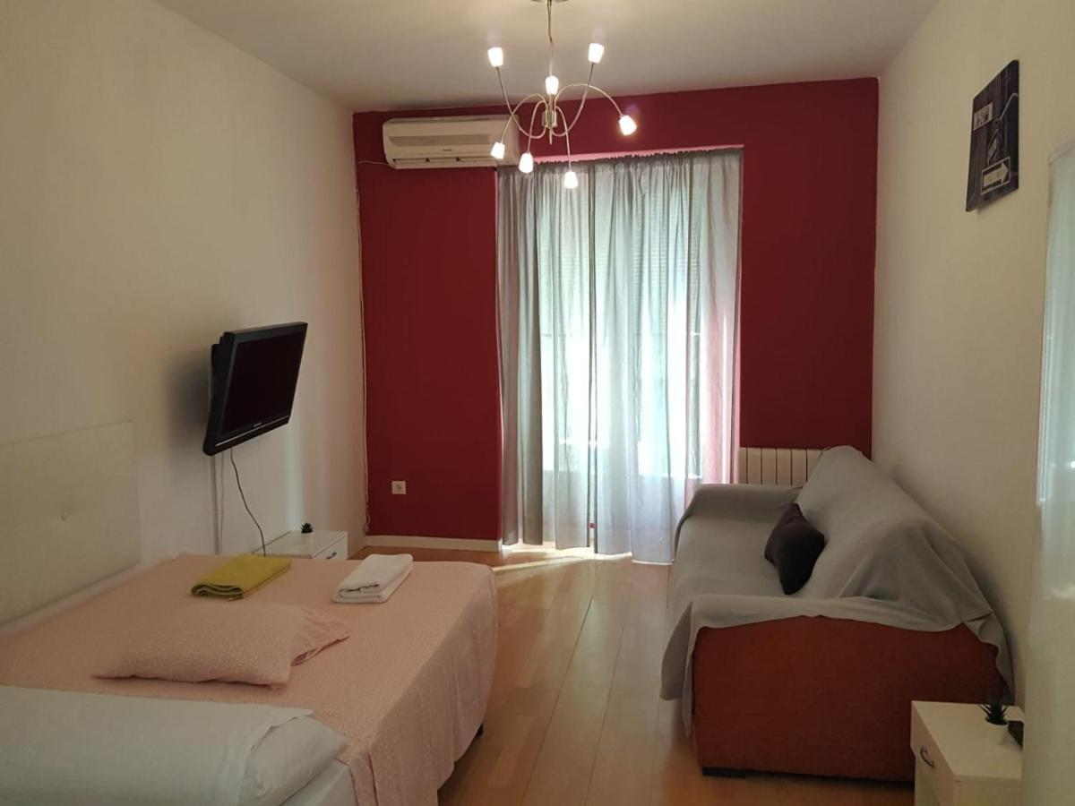 Estudios Cascorro Rastro Мадрид Екстериор снимка